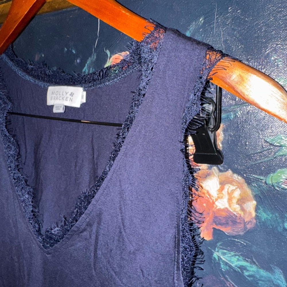 Molly Bracken Navy Lace Trim Stretch Tank Top Blouse Layering Piece Size M - Picture 2 of 5